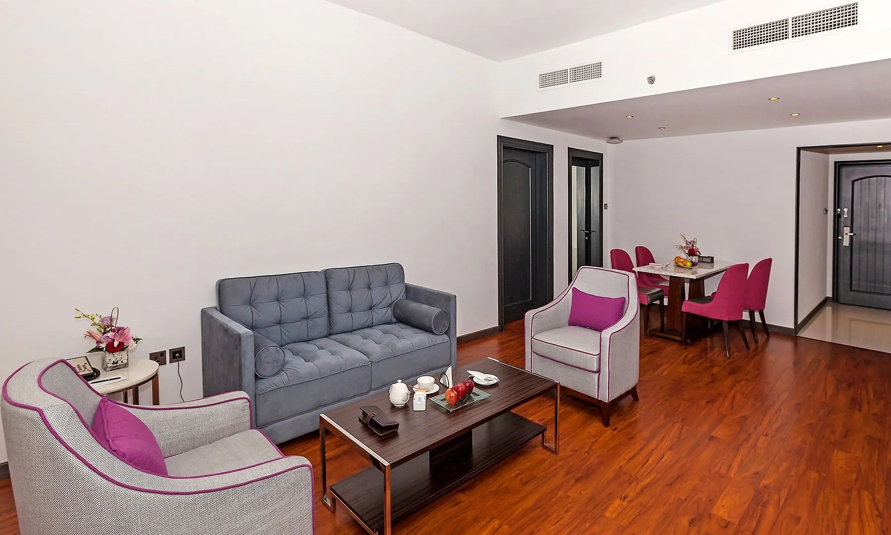 Hotel Howard Johnson Plaza By Wyndham Dubai Deira