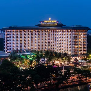 chatrium-royal-lake.yangonhotels.org/