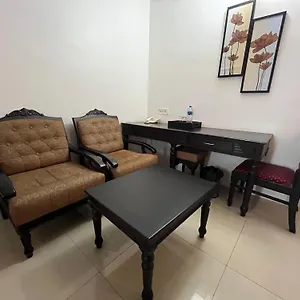 Gee Bee Palace Hotel Angamali