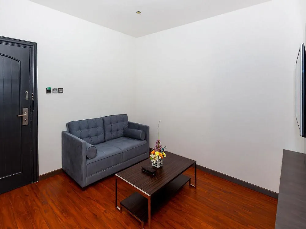 Howard Johnson Plaza By Wyndham Dubai Deira 4*,