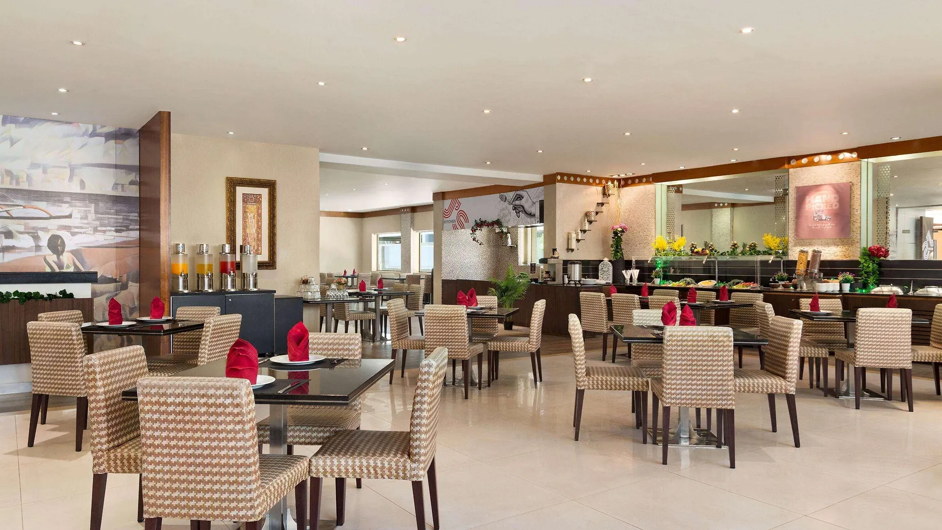 Hotel Howard Johnson Plaza By Wyndham Dubai Deira