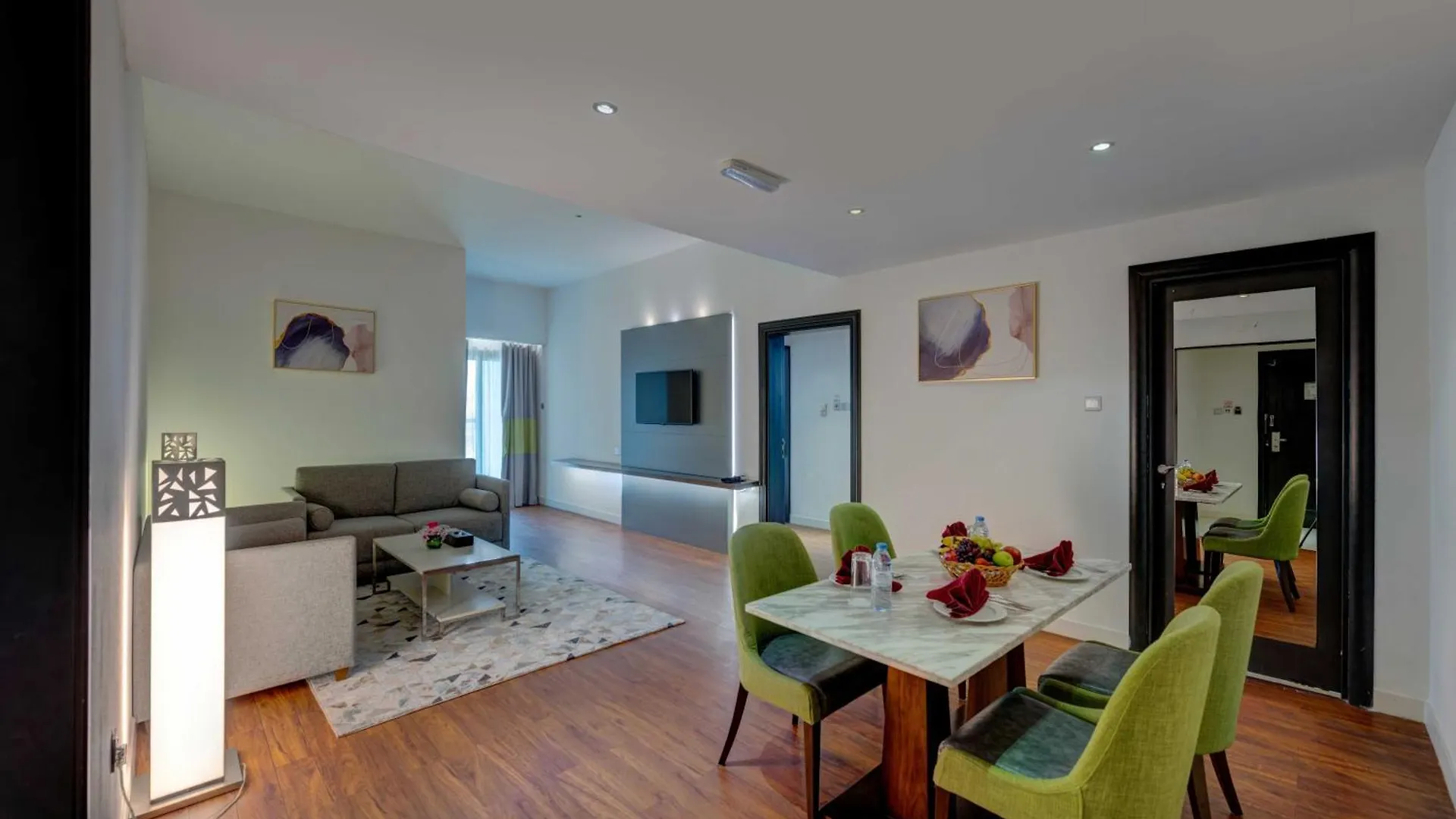 Howard Johnson Plaza By Wyndham Dubai Deira 4*,  Ηνωμένα Αραβικά Εμιράτα