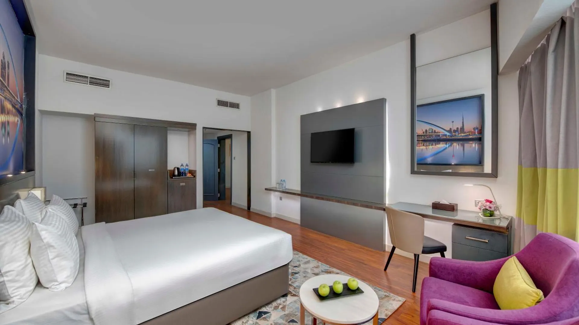 Howard Johnson Plaza By Wyndham Dubai Deira